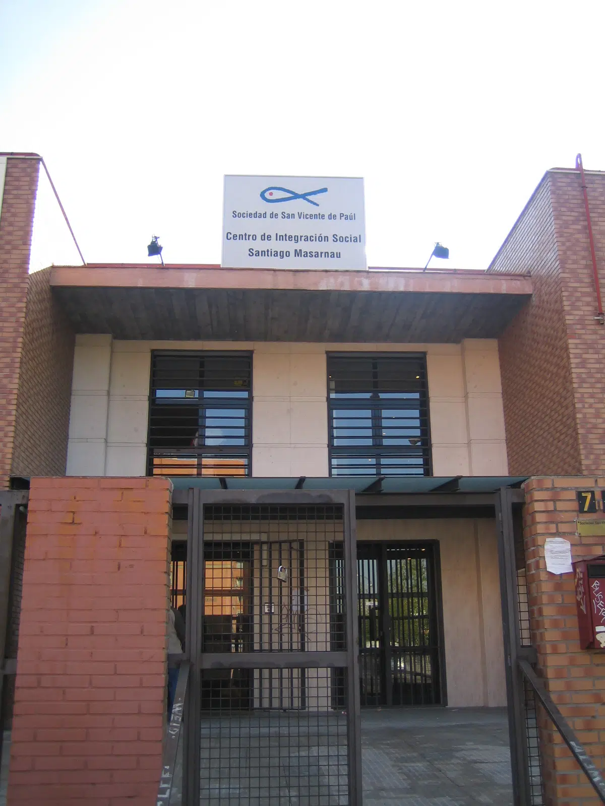 Entrada del Centro de Integración Social Santiago Masarnau